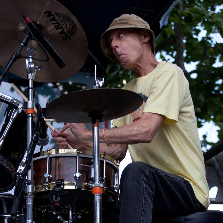 Johnny Vidacovich on drums