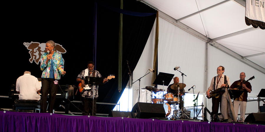 Bazzle and Band