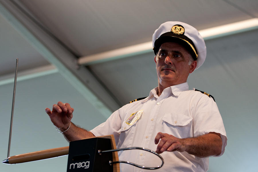 Bobby Skinner on theremin