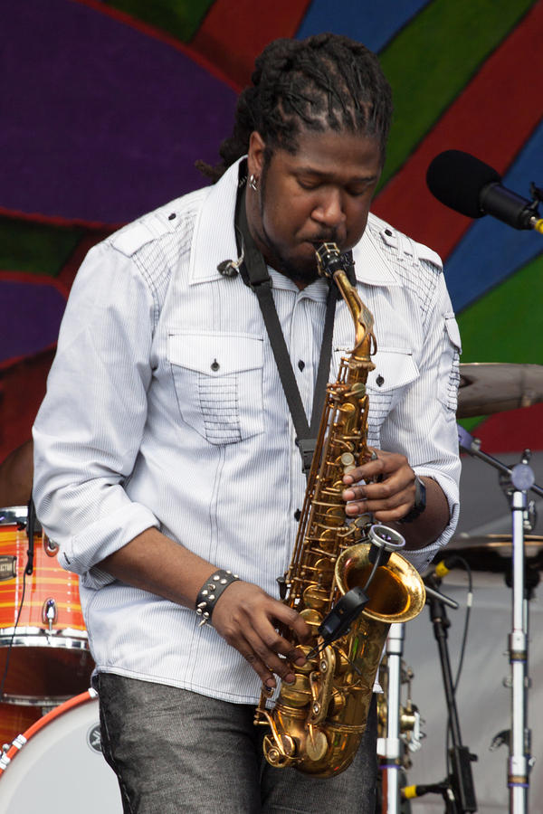 Khris Royal on sax