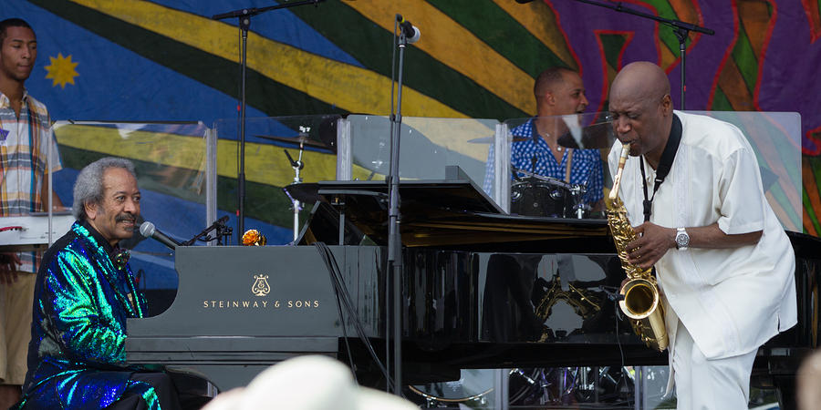 Gary Brown sax solo