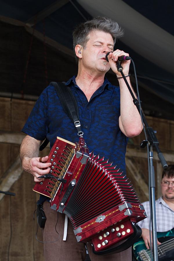 Steve Riley on vocal