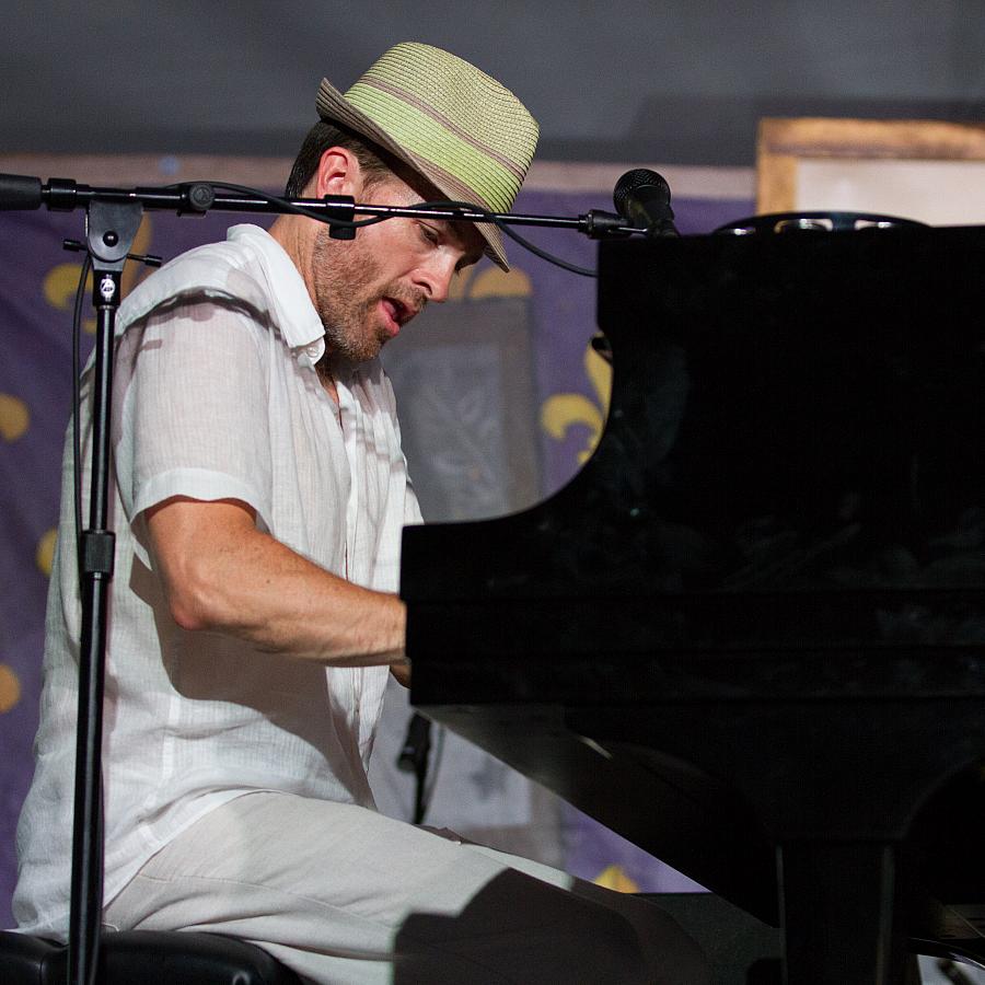 Paul Longstreth on piano