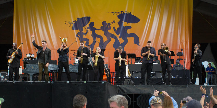 The Band Takes a Bow