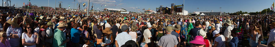 Stevie Wonder Acura Crowd Panorama