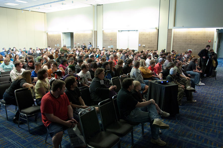Audience awaits Billy Dee