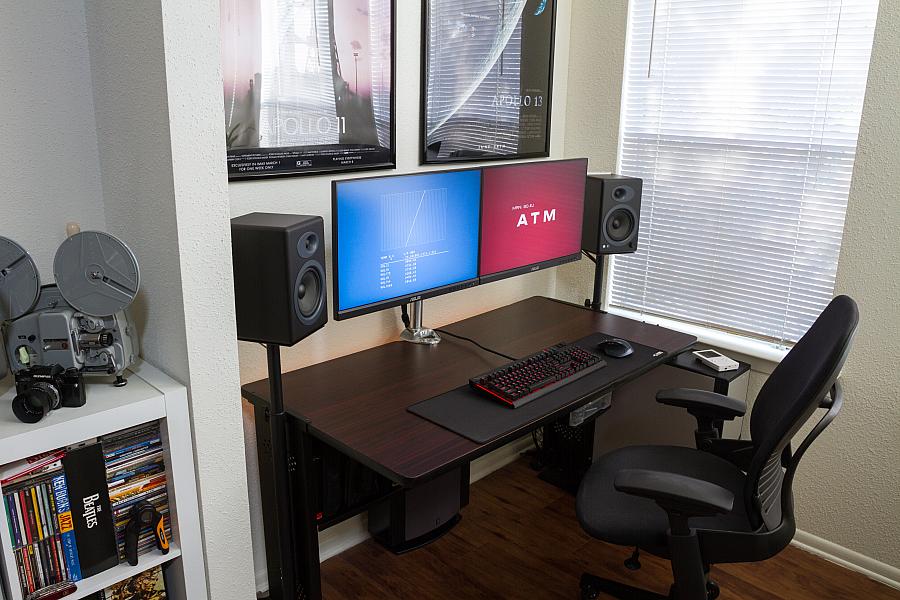 My Desk - December 2021