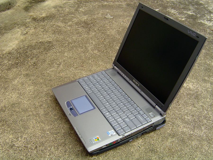 Sony VAIO R505GL