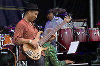 Roland Guerin on bass