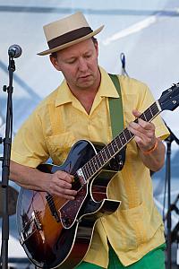 Alex McMurray on guitar