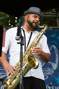 Derek Douget