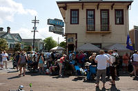 Liuzza's by the track