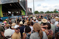 Tom Jones at Gentilly stage