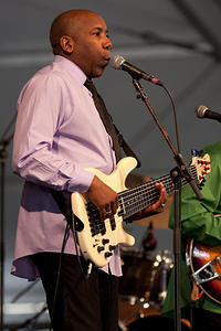 Nathan East
