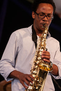 Jeronne Ansari,alto sax