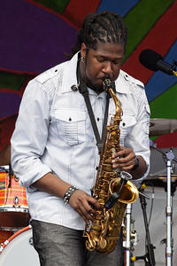 Khris Royal on sax