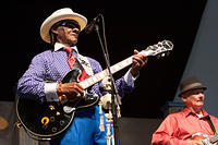 Little Freddie King on guitar