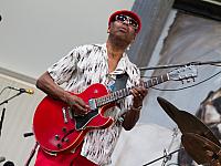 Walter "Wolfman" Washington