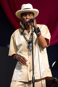 Cyril Neville