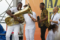 Ibanda Ruhumbika on tuba