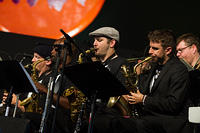 Joe Goldberg on saxophone
