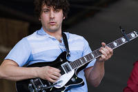 Philippe Billeaudeaux on guitar