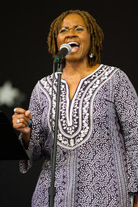  Yolanda Robinson