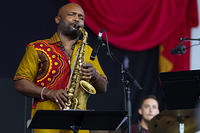Khari Allen Lee on saxophone