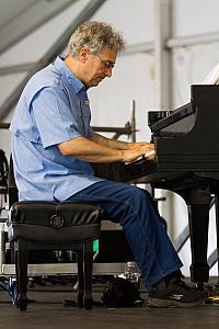 Sieberth on piano