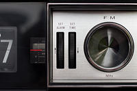 RC-7469 Alarm and Time Set Dials