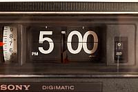 Time Display with Second Wheel